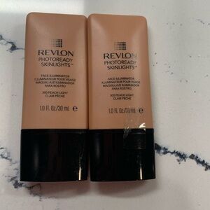 NWT Revlon photo ready skin lights face illuminator 300 peach light.  Two 1 oz